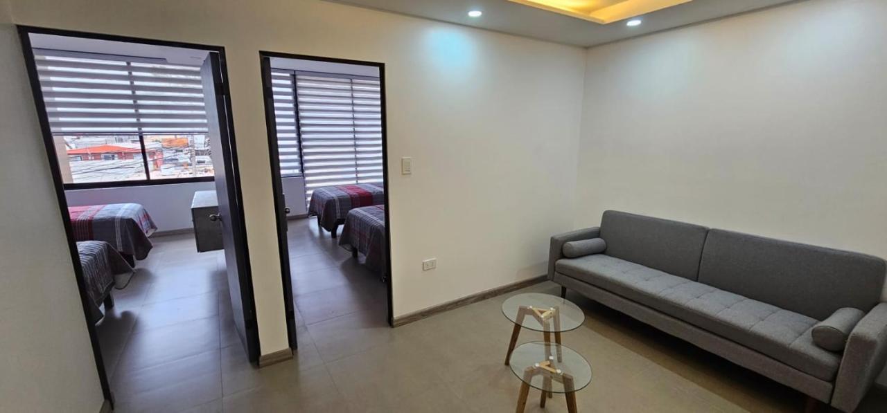 איקוויקה Hotel Regata מראה חיצוני תמונה