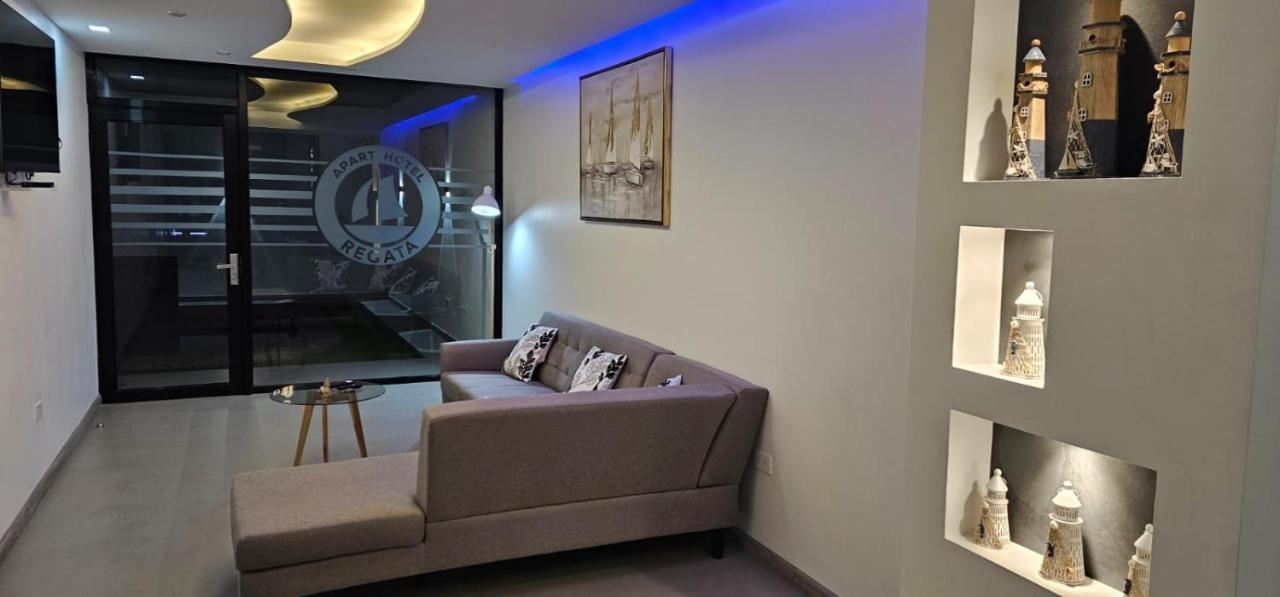 איקוויקה Hotel Regata מראה חיצוני תמונה