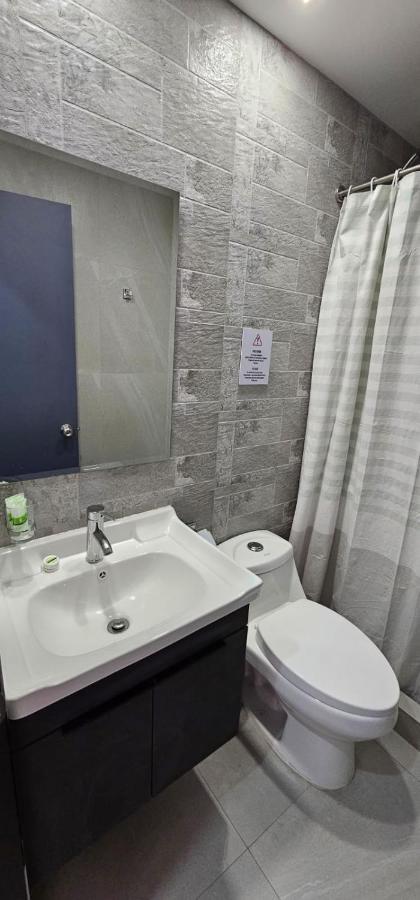 איקוויקה Hotel Regata מראה חיצוני תמונה