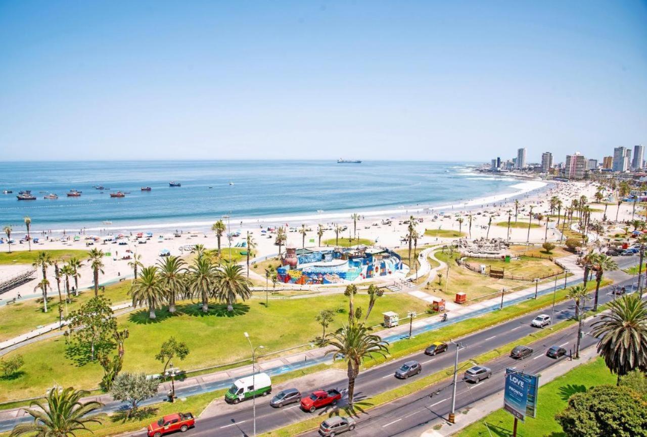 איקוויקה Hotel Regata מראה חיצוני תמונה